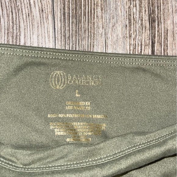 FREE WITH ANY PURCHASE YL Army Capri Leggings - Picture 3 of 4